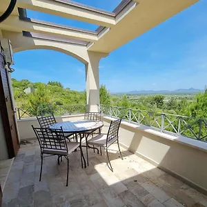 - House With Panoramic View Immersed In Full Nature Casa vacanze